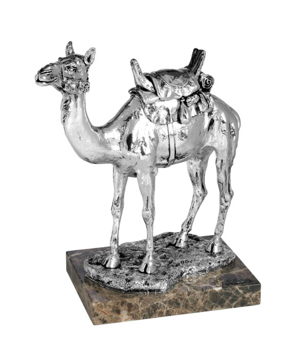 ref: 371P - Camello plata - 28 x 20 x 34 cm